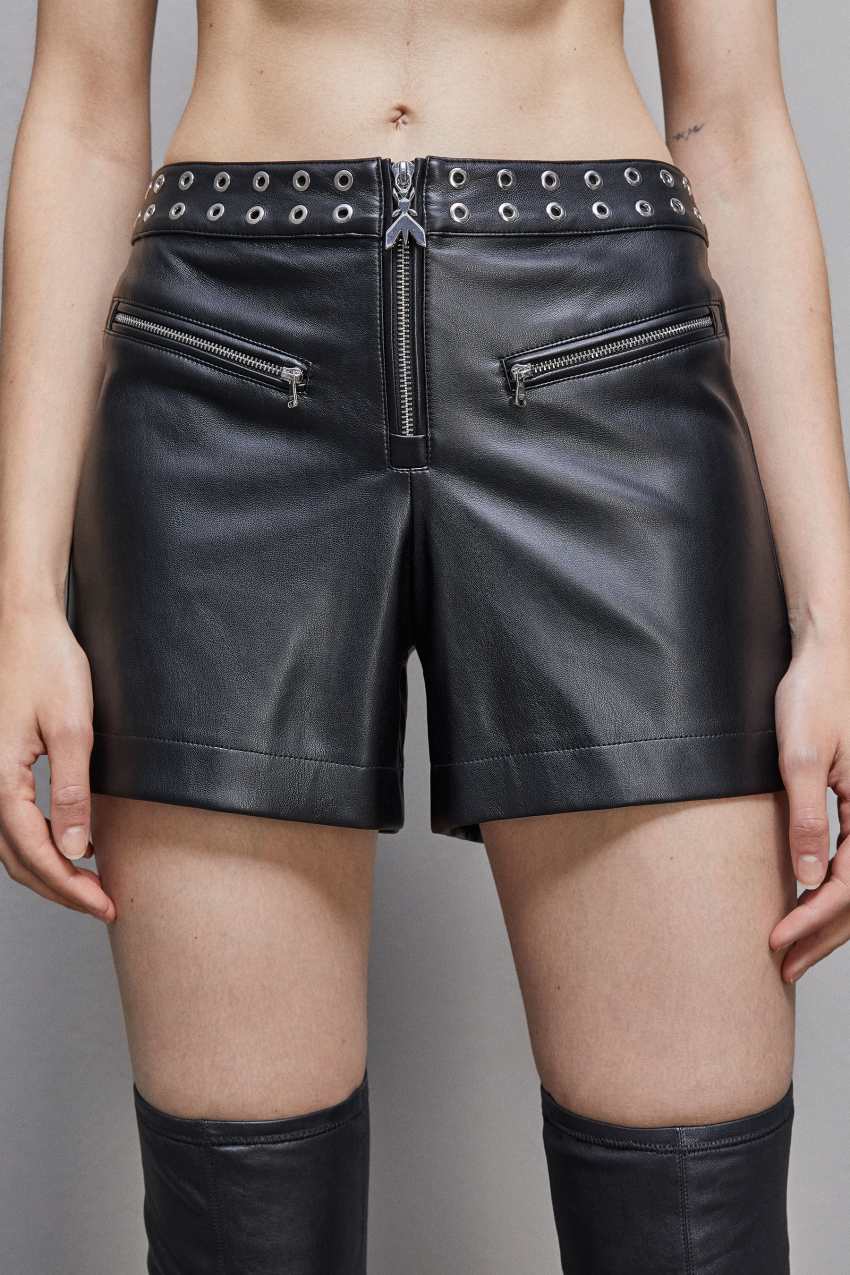 Black Patrizia Pepe Faux Leather Low-waisted Shorts With Zipper | JDO384609