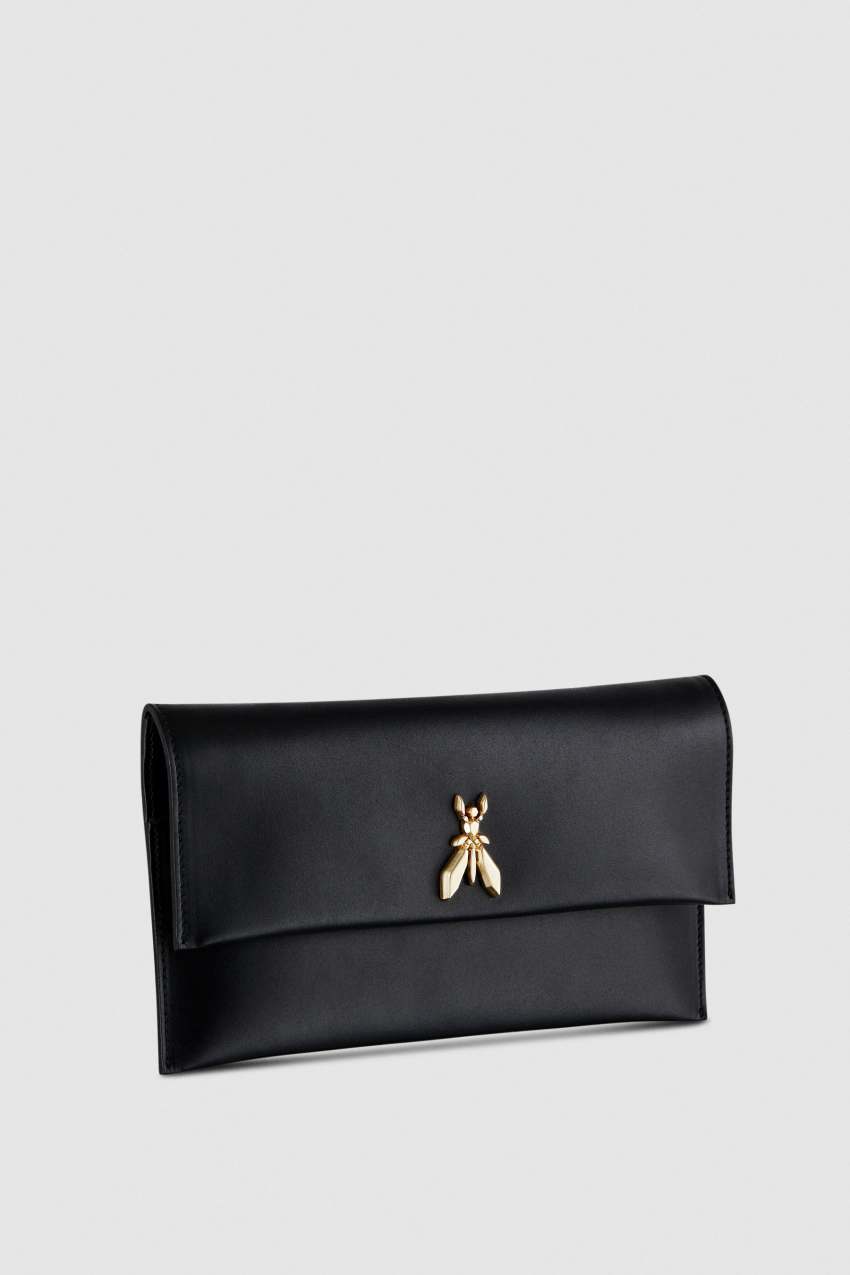 Black Patrizia Pepe Fly Leather Clutch Bag With Chain | HPE738402