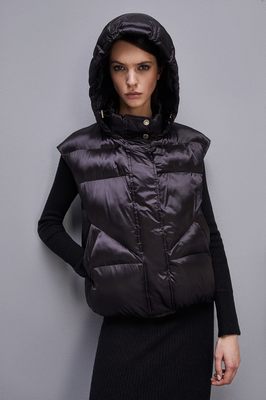 Black Patrizia Pepe Nylon Sleeveless Down Jacket | ZHW105879