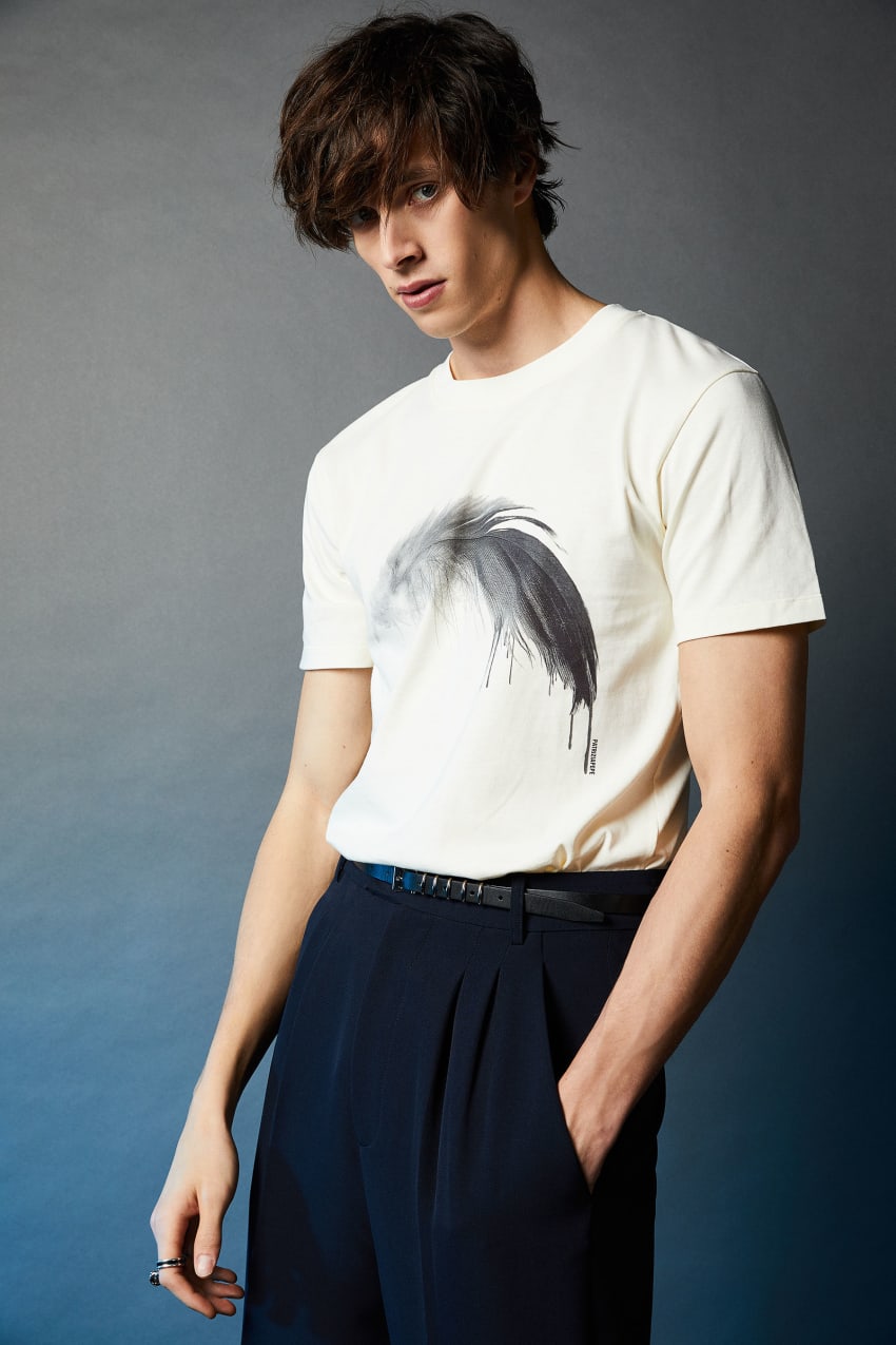 White Patrizia Pepe Cotton T-shirt With Feather Print | GWX051387