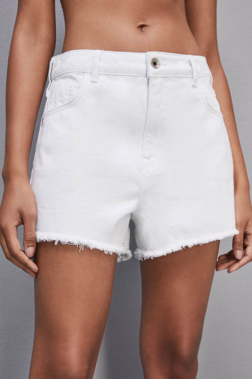 White Patrizia Pepe Essential White Bull Denim Shorts | QYD531296