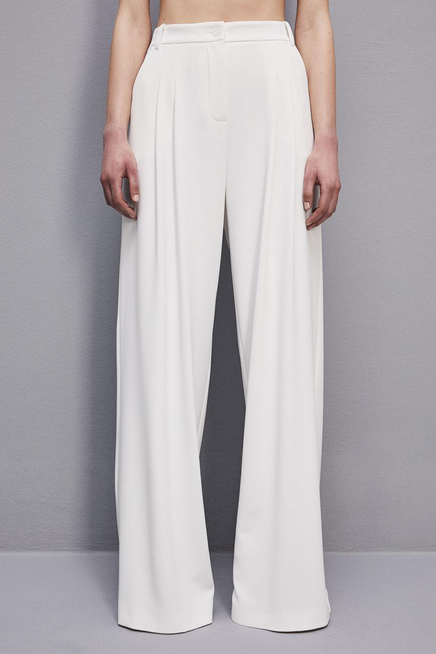 White Patrizia Pepe Pleated Pants In Fluid Twill | SDG129875